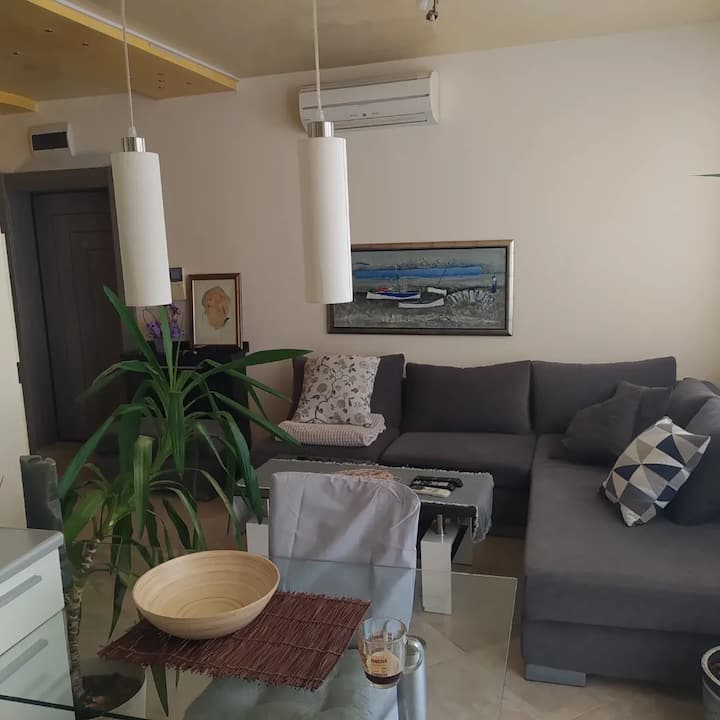 АRt Apartment In The Heart Of Burgas - Burgas