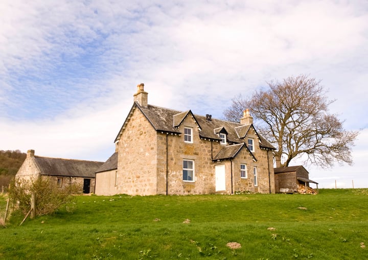 Accommodation In Scottish Highlands For Up To 27 - Grantown-on-Spey