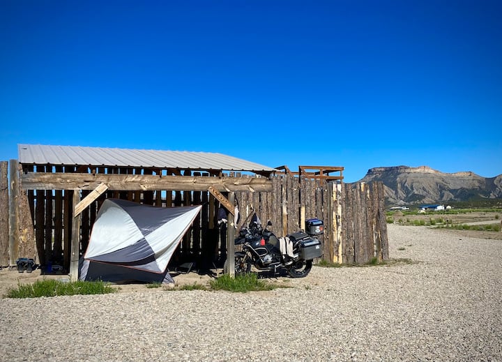 Rustic Cabin On Campground- Mesa Verde Views! - Cortez, CO