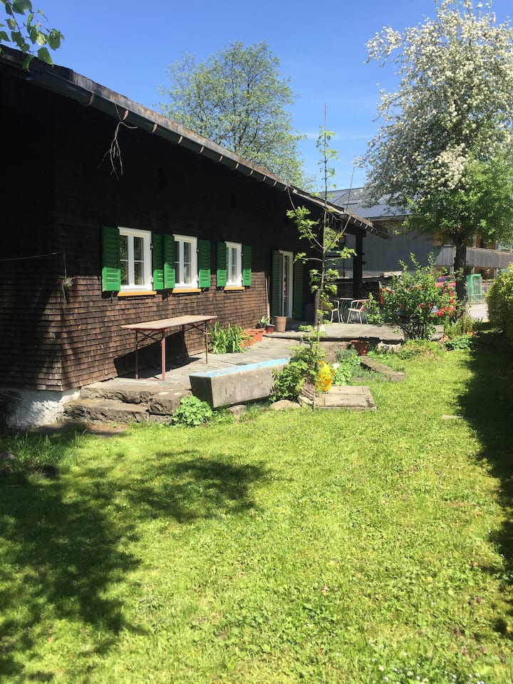 Idyllisches Ferienhaus In Mellau - Bezau