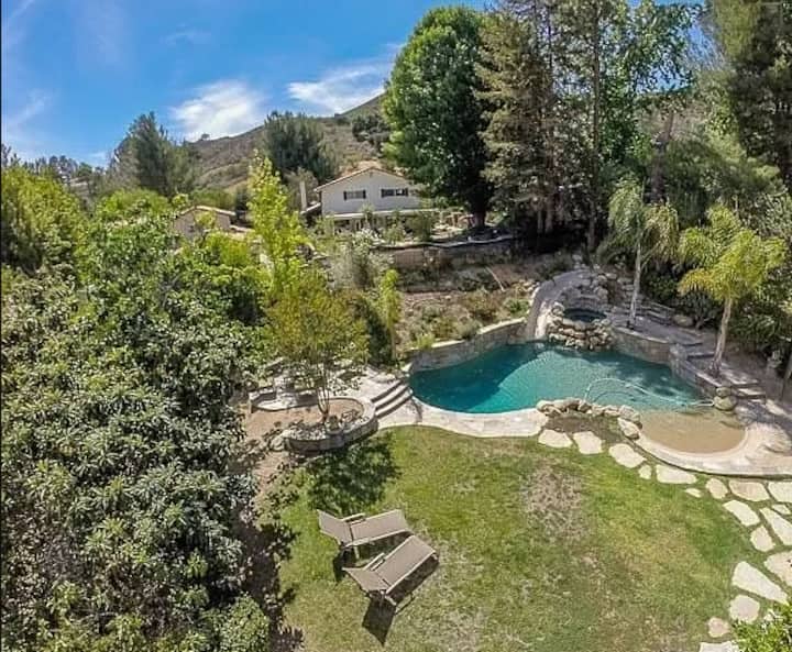 Luxury 4-bedroom Villa With A Paradise Backyard! - Westlake Village, CA