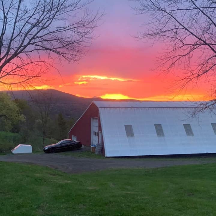 Berlin Vermont Sunsets With Mountain View’s - Montpelier, VT
