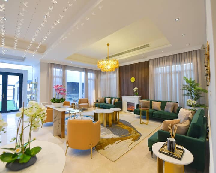 Modern 3-bedroom Villa With Swimming Pool - Al Khor