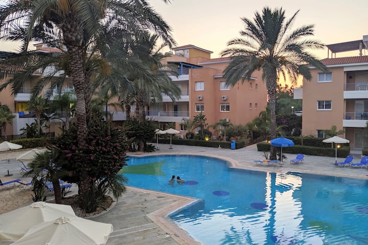 Iris Apartment At Fabulous Swimming Pools - Kato Paphos