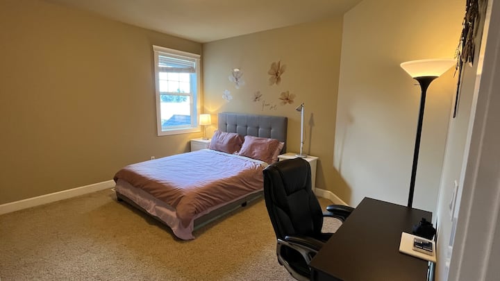 Cozy Room+ Private Bathroom In A Gorgeous House - Issaquah, WA