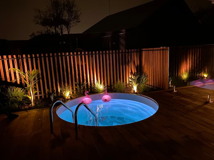 Great For Large Families - Pool, Spa, Games Room - Mount Maunganui