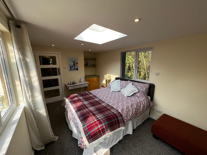 Comfy En-suite Bedroom Near Lantic Bay - Fowey