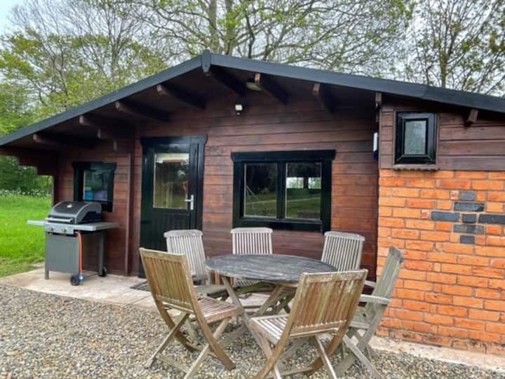 Get-away Lodge,  For Exploring The Three Counties. - Tewkesbury