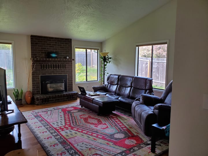 Home Away From Home In Lovely Corvallis, Oregon - コーバリス, OR