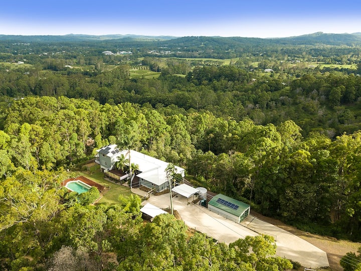 New Luxurious Hinterland Tree House - Queensland