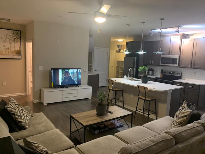 Lovely Space 2 Bed 2 Bath W/ Pool Nascar Let’s Go! - Concord