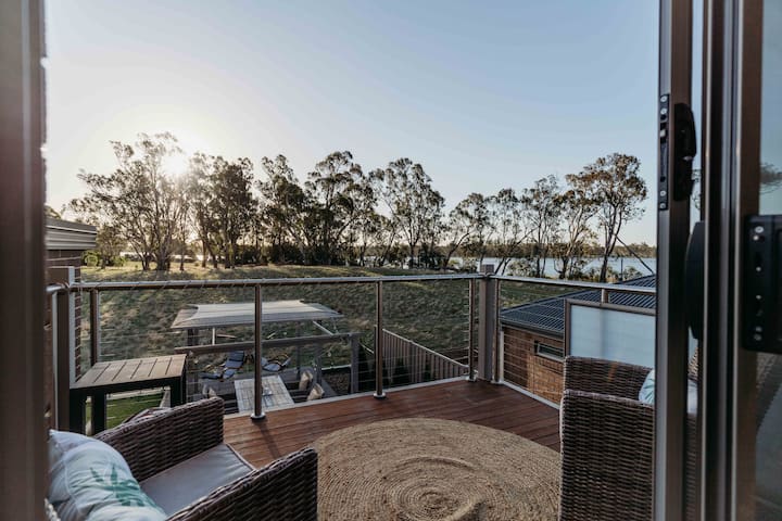 Come Relax And Unwind At Idyllic Lake Nagambie - Nagambie