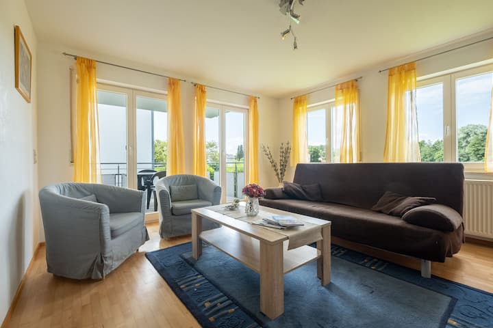 Ruhige, Familienfreundliche Wohnung Mit 2 Schlafzimmern In Seenähe - Konstanz