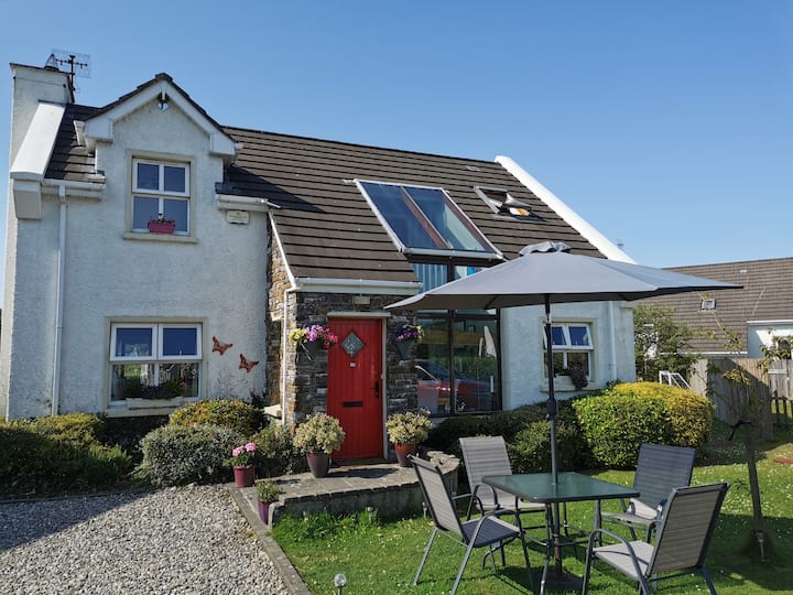 Luxury Decorated 3 Bedroom House, 500 M From Beach - Rathmullan
