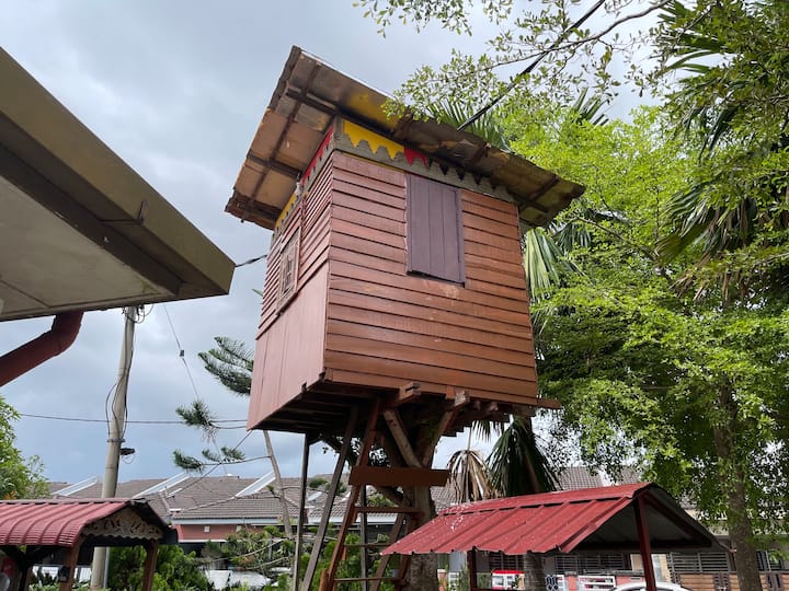 Hasn Tree House - Kuala Selangor