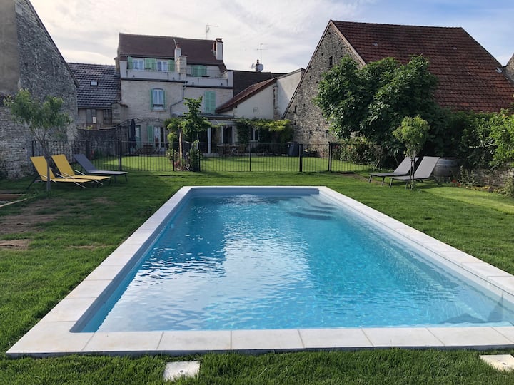 Demeure De La Goutte D’or Sud: Pool,  Luxe Home - Pommard