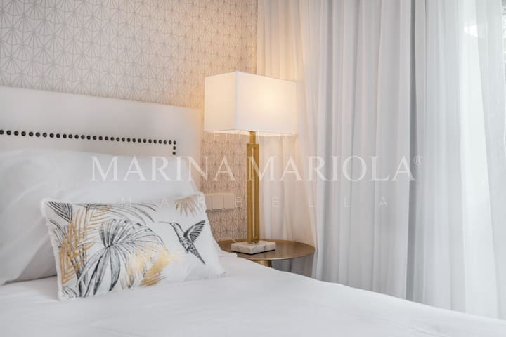 Marina Mariola Marbella, Sea & Mountain View Suite - Marbella