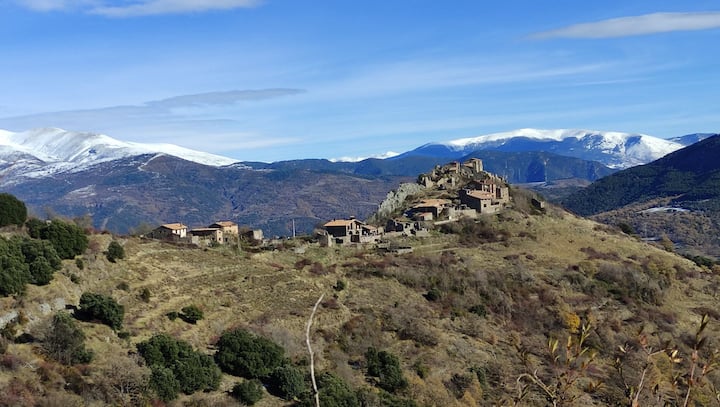 Tour De Garde Dans Les Pyrénées - Catalogne
