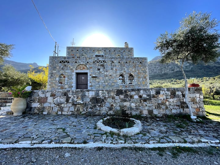 House Made Of Stones - Crete