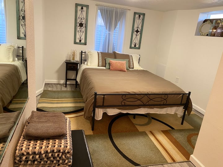 Warm And Simple 1 Br With Self Check In - Minot, ND