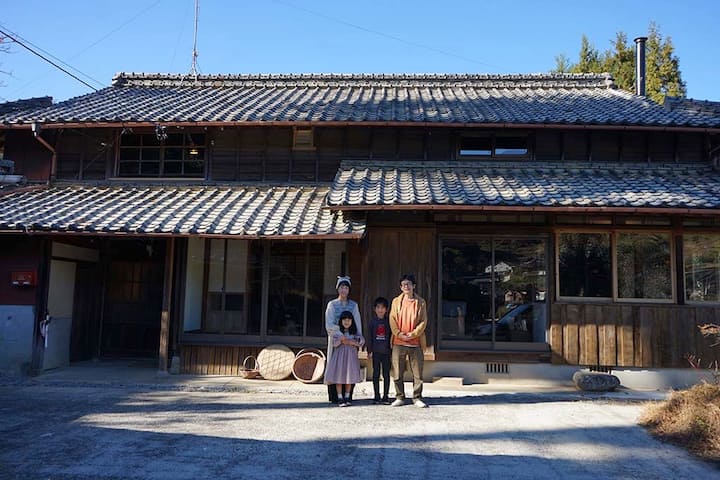 美しい棚田を臨む天空のウッドデッキのある、一日一組限定の古民家体験民泊Oniwa　２名様以上にて予約 - 다케오시
