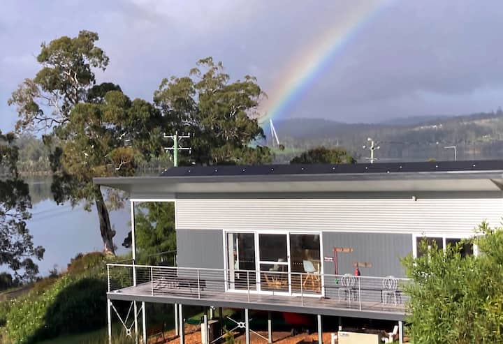 Moon River Chalet, A Calm And Tranquil Space - Tamar Valley