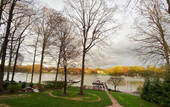Lakefront Retreat, Beautiful View With Boat Dock - Mooresville, NC