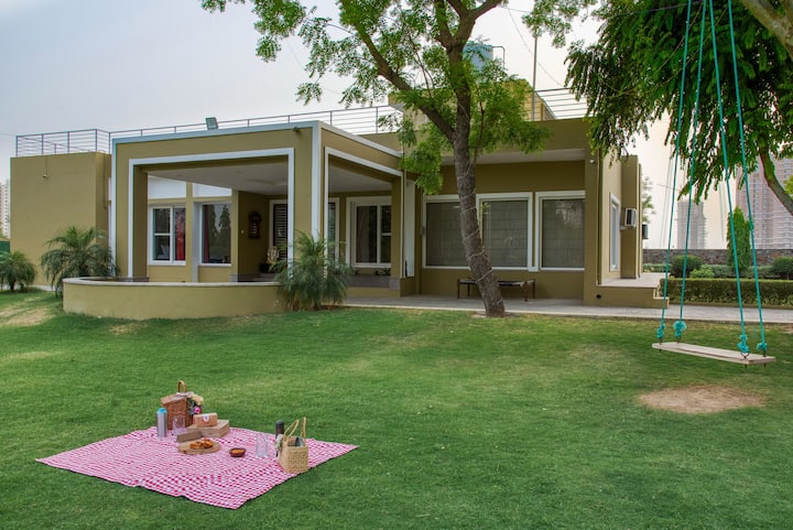 Raas Vilas - Boutique Farm House With Pool - Manesar