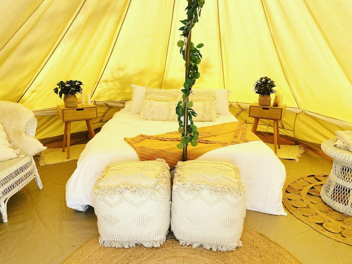 Luxe 1 Bedroom Bell Tent With Real Queen Bed - Crows Nest