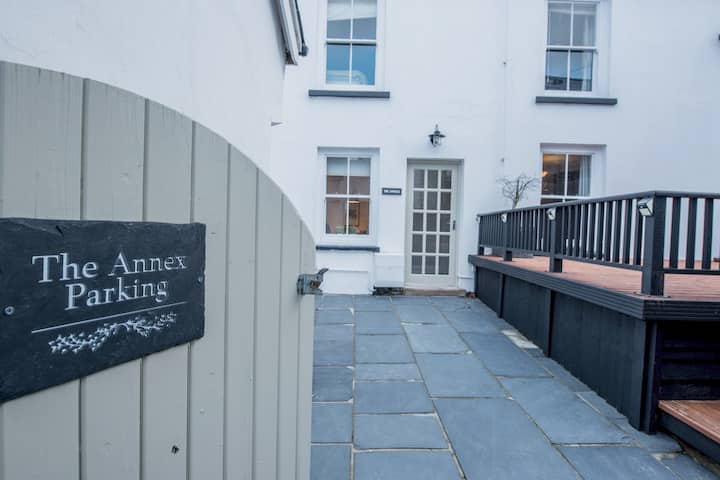 The Annexe Tenby With Free Parking! 'Super Host' - Tenby
