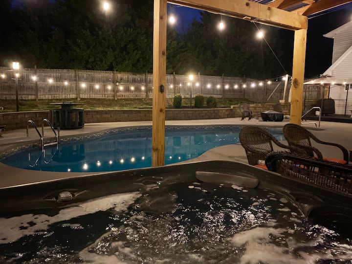 Private 2br Suite - Pool & Hot Tub - Knoxville
