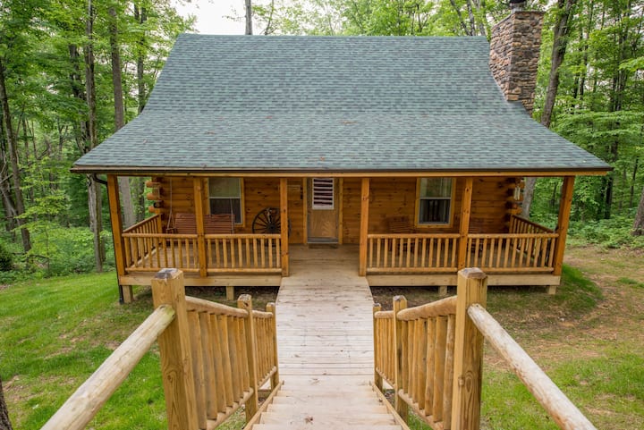 3 Bedroom Cabin Minutes From Old Man's Cave - Hocking County, OH