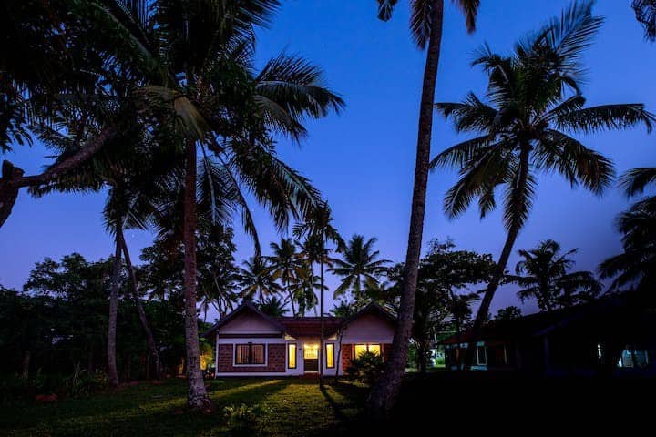 Pet-friendly 2br By The Backwaters | Cynefin - Kochi