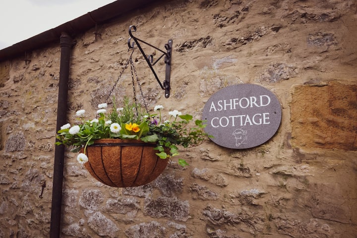 Ashford Cottage In The Heart Of The Peak District - Bakewell