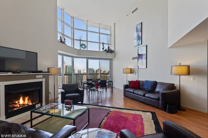 51/52nd Floor Penthouse-views, Fireplace, Pool - Chicago