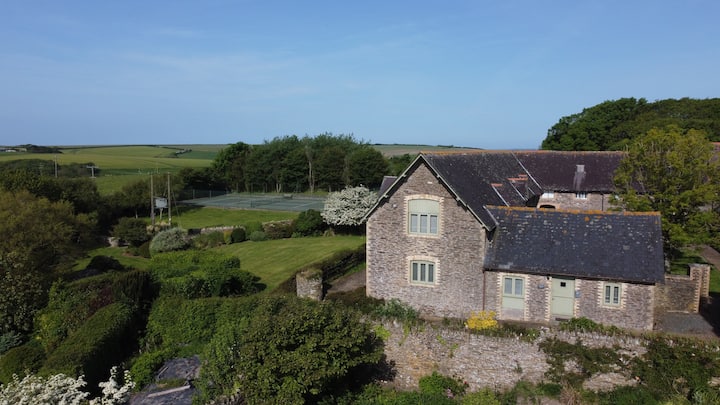 Gorgeous Cottage With Tennis Court, Noss Mayo - Noss Mayo