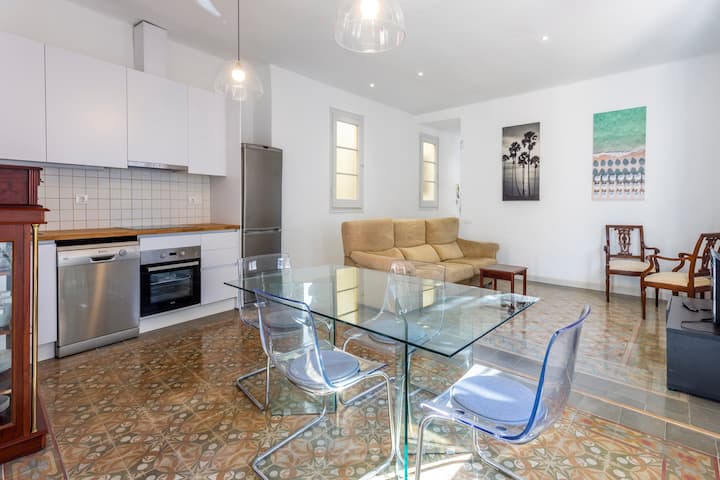 Large Sunny Apartment In Barcelona - Ripollet