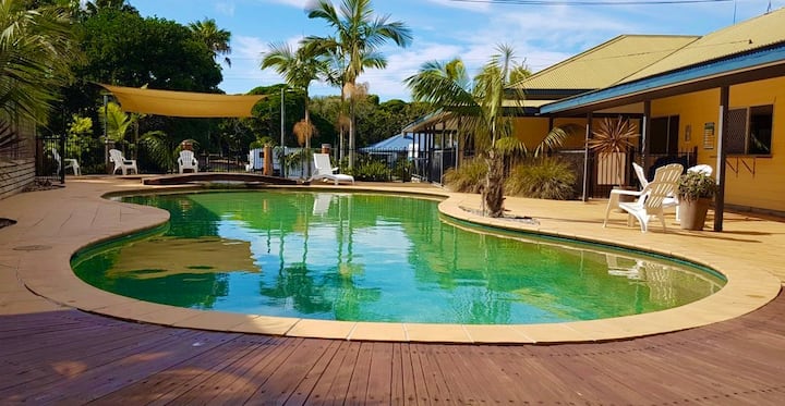 Pool With Vintage Caravan At Pacific Palms, Tiona - Boomerang Beach