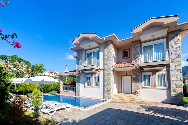 Villa Ebru With Private Pool,sleeps 8 - Dalyan