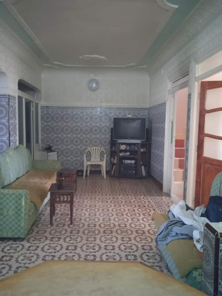 Lovely, Clean Flat With Hot Water Shower . - Larache