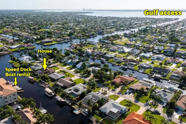 Villa Cape Coral Gulf Access Heated Pool 4 Bedroom - Fort Myers, FL