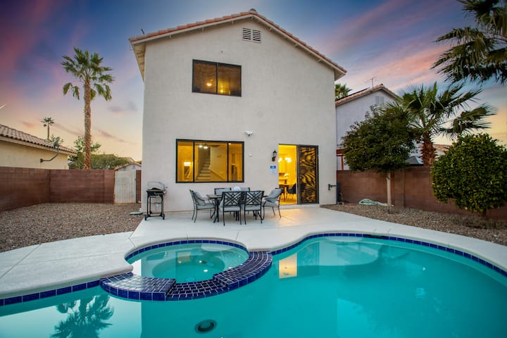 ❤️Newly Remodeled 3br Vegas Home W Pool & Spa! - Boulder City