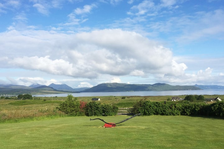 King Size Ensuite Panoramic Sea Views - Kyle of Lochalsh