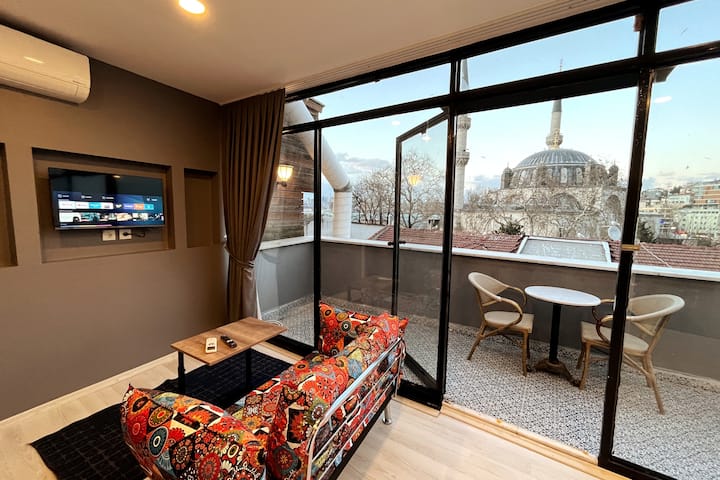 Great Apartment With Panoramic View - Ulus