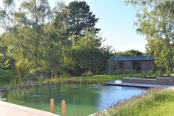 Log House With Pool And Sauna In Stunning Location - Forest of Dean