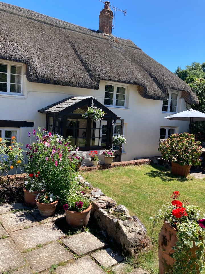 2-bed Thatched Accommodation Nr Coast/countryside - Shaldon