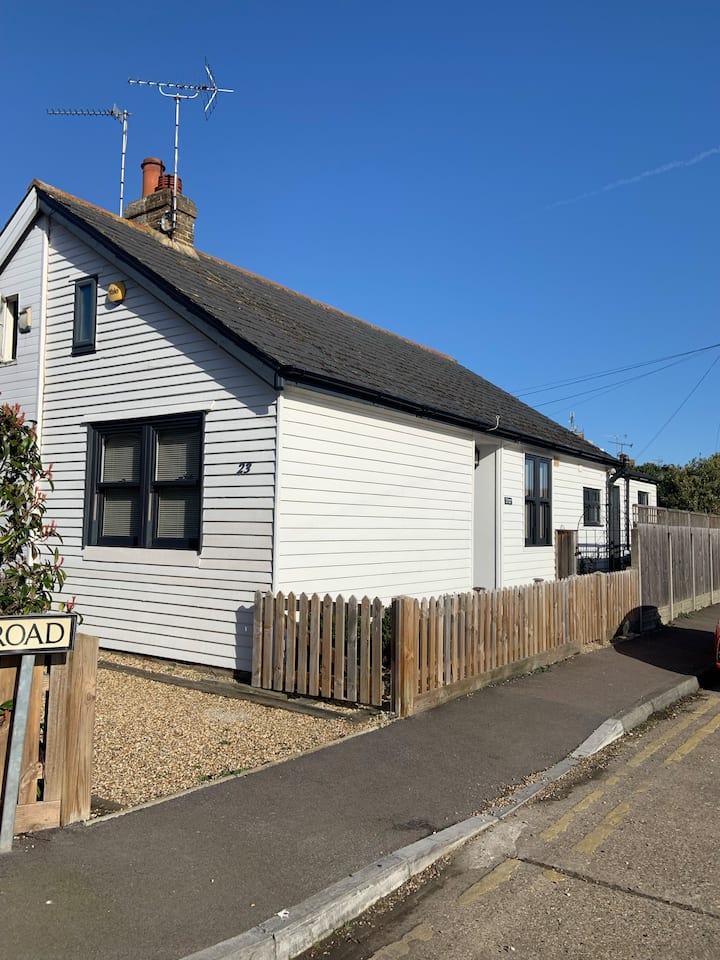 Whitstable Cottage, Fab Location, Garden & Parking - Whitstable