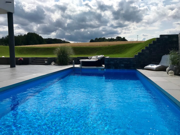 Modern House With Pool, Terraces And Garden - Gladenbach