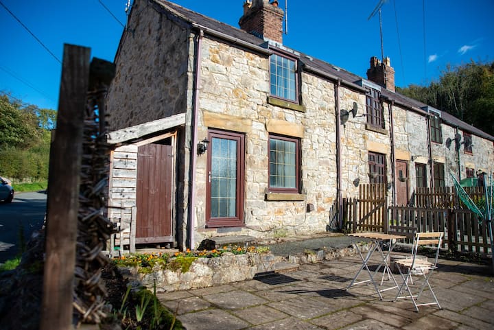 Cosy 2 Bedroom Cottage In Lovely Rural Village - Mold