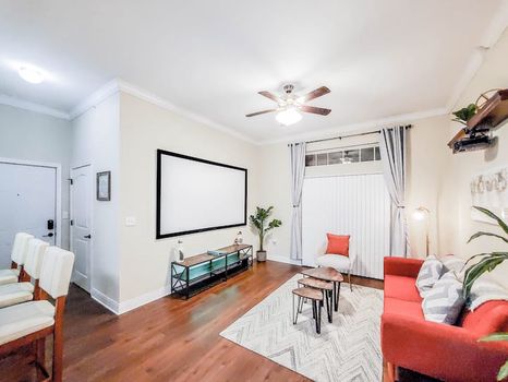 Vacation rentals & Airbnbs in Nash, TX cozycozy